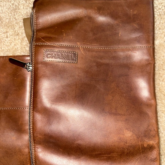 CHANEL RIDING BOOTS - Picture 2 of 9